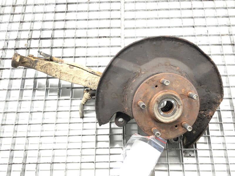 Otoč ľavá predná Honda Cr-v I (RD) 1995 - 2002