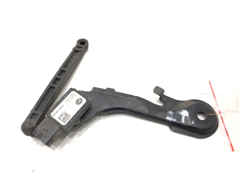 Snímač náklonu xenón zadný ľavý Audi A6 C8 Avant (4A5) 2018 - 2022 4K0941309B