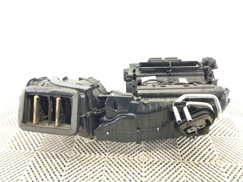 Radiátor kúrenia kompletná kombajn Audi Q7 (4MB, 4MG) 2015 - 2022 4M1816005G