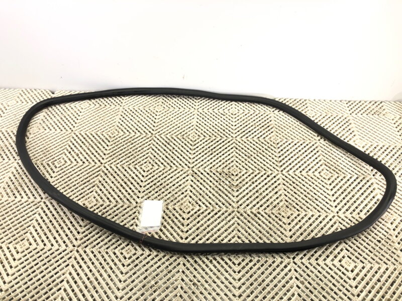 Tesnenie dverí predné pravé Audi A8 D5 (4N2, 4N8) 2017 - 2022 4N0831722