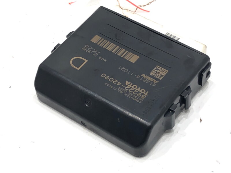 Modul veka batožinového priestoru Toyota RAV 4 IV (_A4_) 2012 - 2022 89222-42090