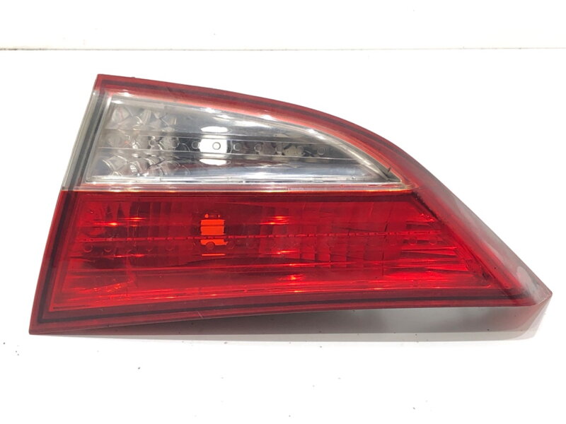 Svetlo zadné pravé vnútorné Hyundai Elantra V Sedan (MD, UD) 2010 - 2022 92404-3X0
