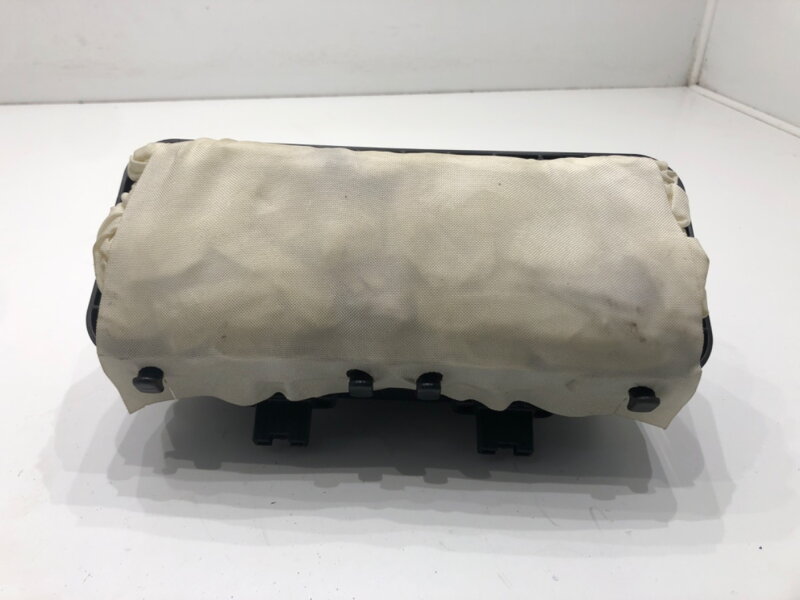 Airbag spolujazdca Ford KA (RU8) 2008 - 2016 616441500B