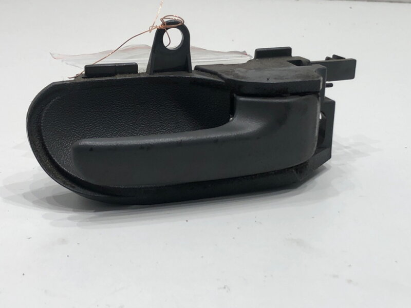 Kľučka vnútorná pravá predná Toyota Aygo (_B1_) 2005 - 2014