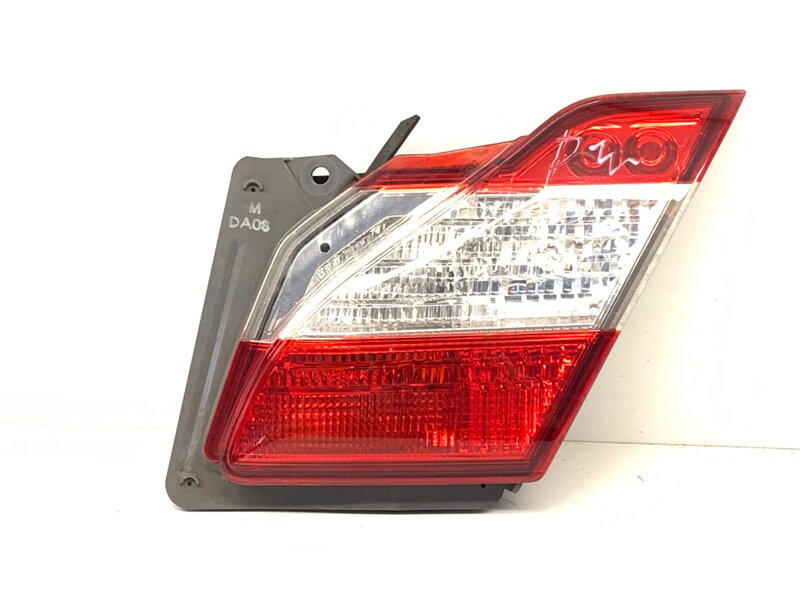 Svetlo zadné pravé vnútorné Infiniti Q70 (Y51) 2013 - 2022