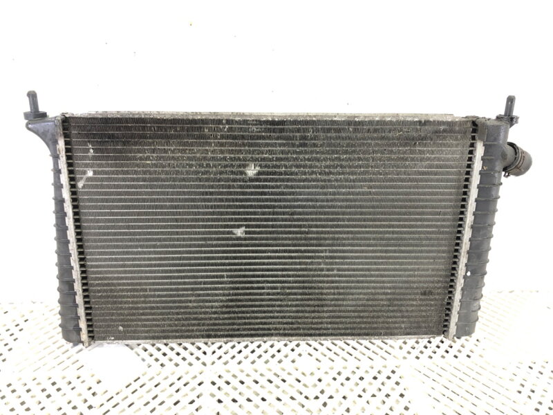 Chladič vody Saab 9-5 Kombi (YS3E) 1998 - 2009 4575718