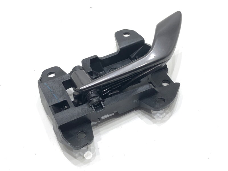 Kľučka vnútorná ľavá predná Hyundai Tucson (NX4E, NX4A) 2020 - 2022 82613-N7000