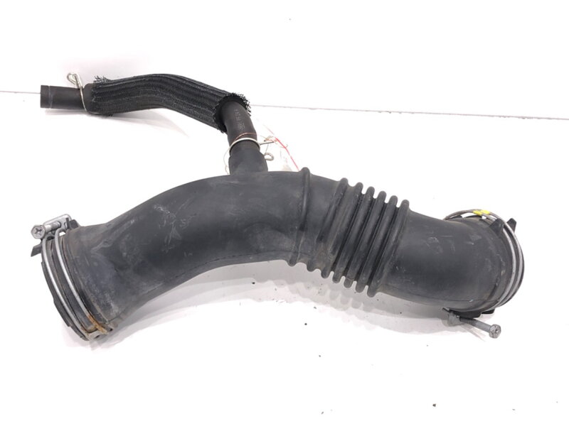 Vzduchové potrubie Toyota Corolla Liftback (_E21_) 2018 - 2022 17880-F2050