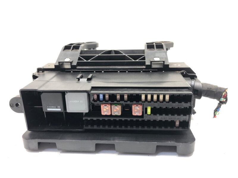 Poistková skrinka Volvo V40 Liftback (525, 526) 2012 - 2022