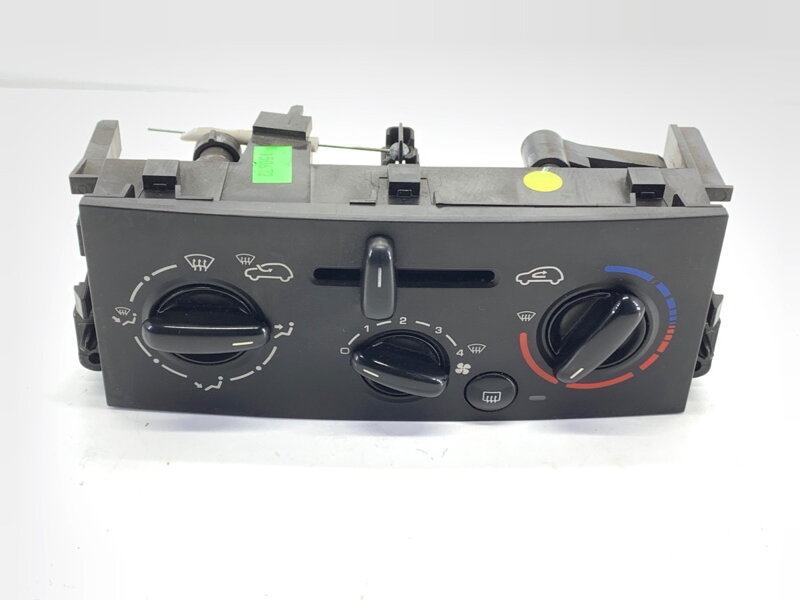 Panel ovládania ventilácie Peugeot 207 (WA_, WC_) 2006 - 2015 N102077R