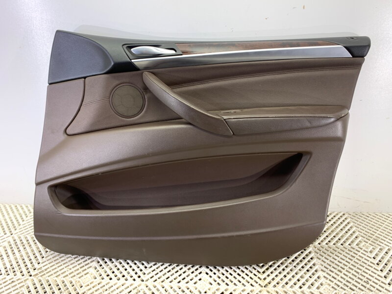 Tapacír dverí predný pravý BMW X5 (E70) 2006 - 2013