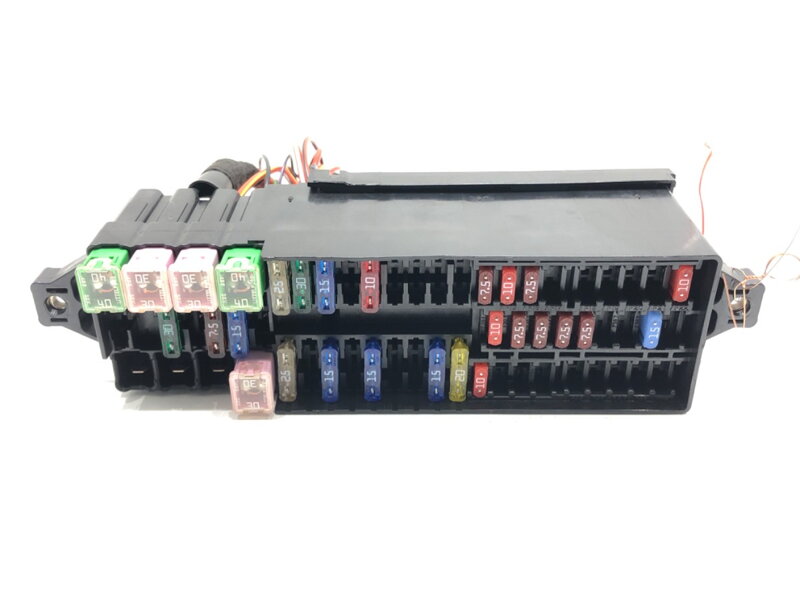 Poistková skrinka Skoda Fabia III (NJ3) 2014 - 2022 6C0937615A