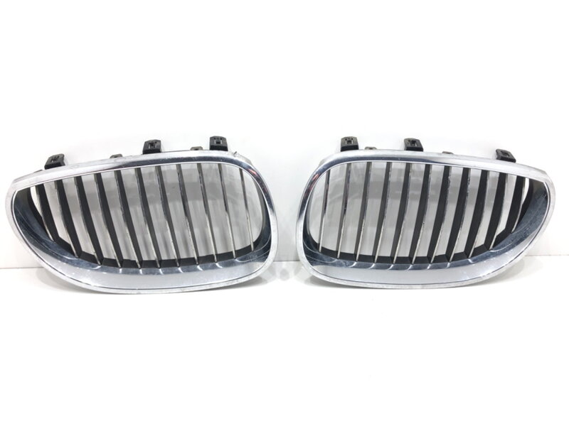Maska chladiča grill BMW 5 Touring (E61) 2004 - 2010