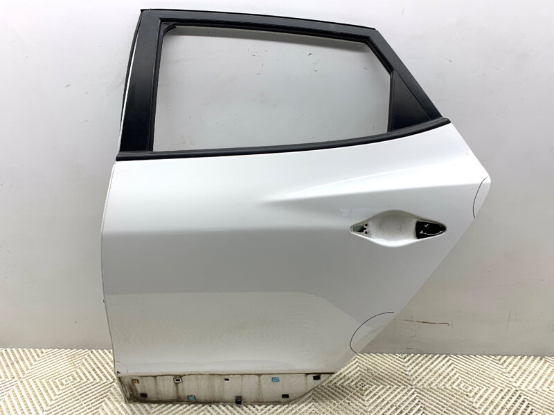 Dvere ľavé zadné Hyundai IX35 (LM, EL, ELH) 2009 - 2022