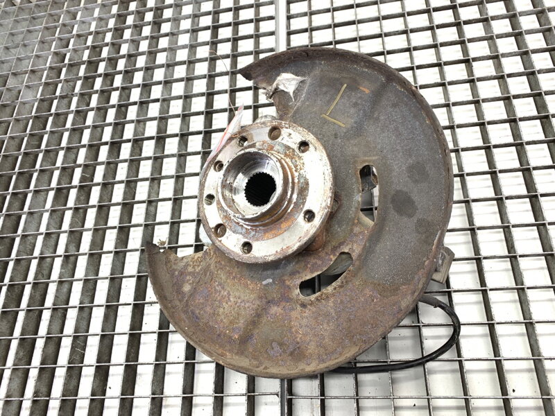 Otoč ľavá predná Saab 9-5 Kombi (YS3E) 1998 - 2009