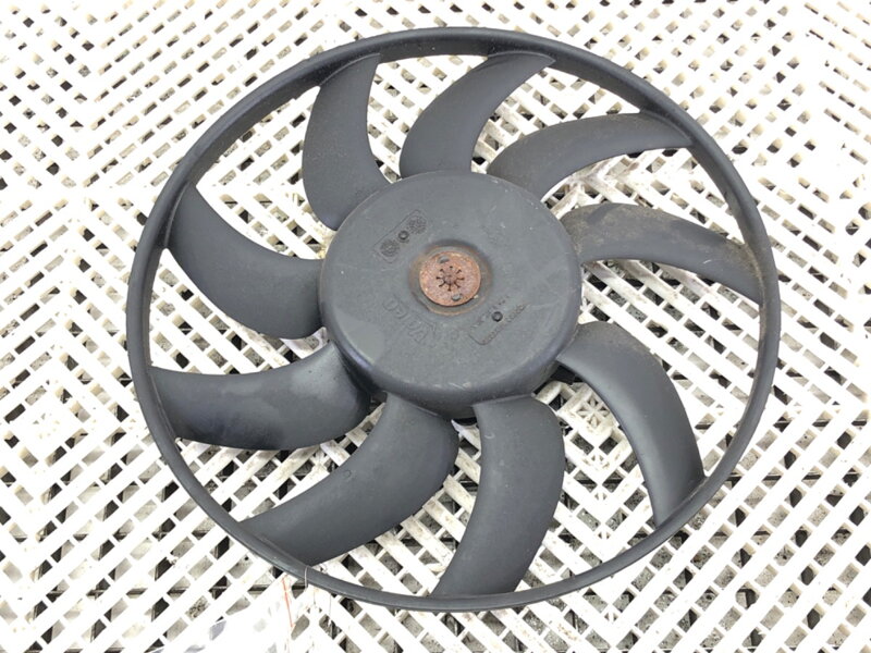 Ventilátor chladiča Audi A4 B8 Avant (8K5) 2007 - 2015 993454J-B