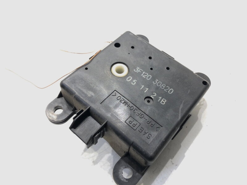 Motor radiátora kúrenia Nissan Murano I (Z50) 2002 - 2009 3F12030820