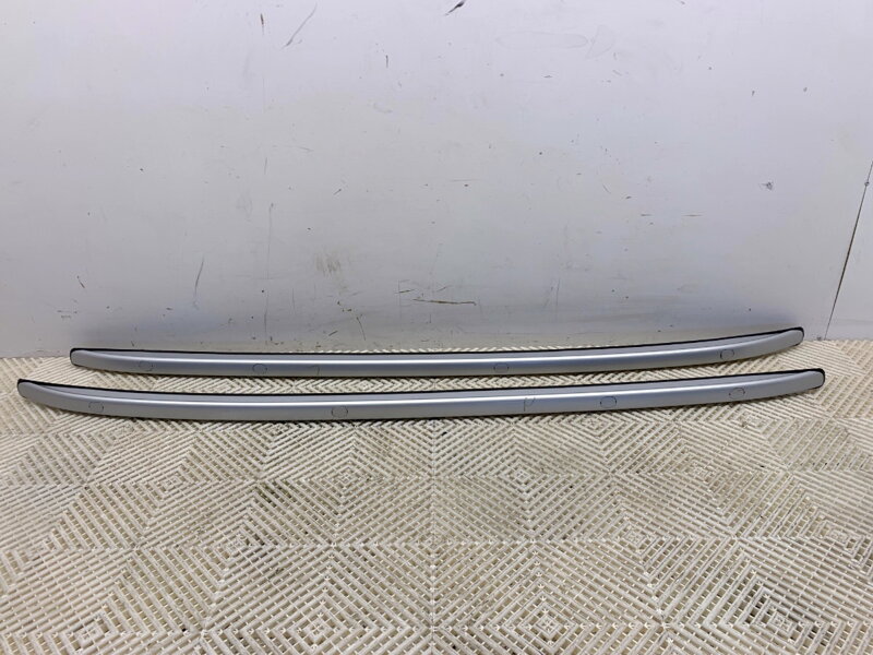 Strešné nosiče / lyžiny strešné sada Hyundai I30 (PDE, PD, PDEN) 2016 - 2022