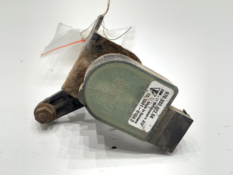 Snímač náklonu xenón zadný pravý Porsche Panamera (970) 2009 - 2017 97033302204