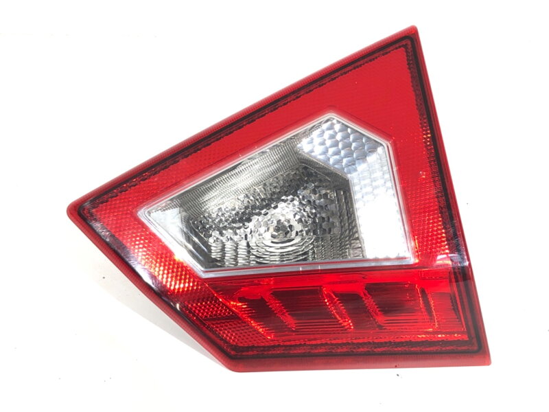 Svetlo zadné ľavé vnútorné Suzuki Vitara (LY) 2015 - 2022