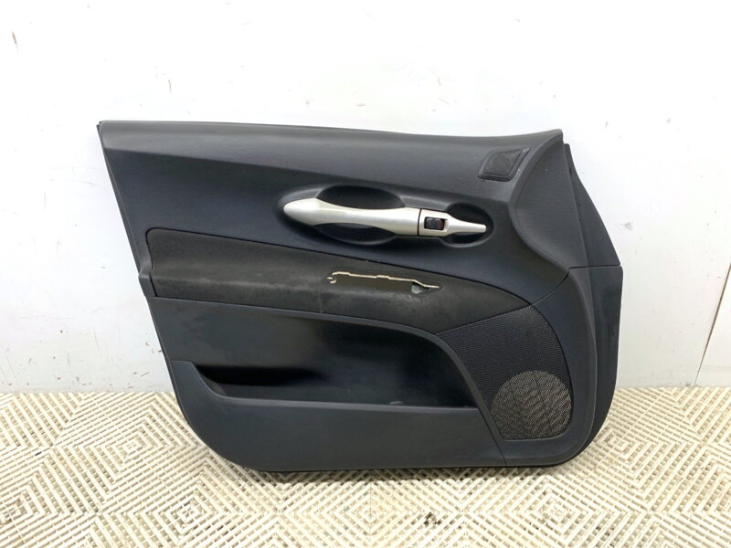 Tapacír dverí ľavý predný Toyota Auris (_E15_) 2006 - 2012