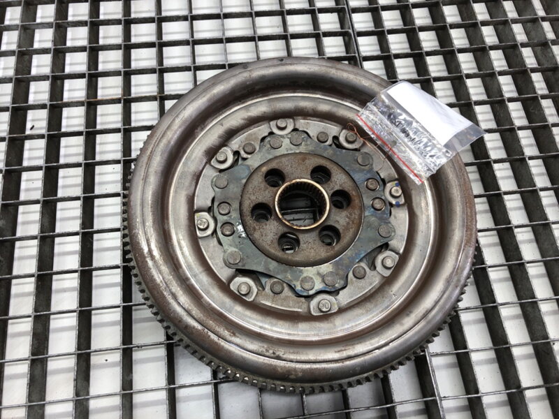 Spojka VW Passat CC B6 (357) 2008 - 2012