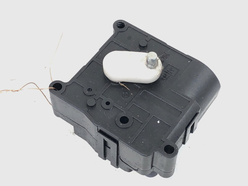 Motor radiátora kúrenia Toyota Corolla Verso (ZER_, ZZE12_, R1_) 2004 - 2009 113800-2051