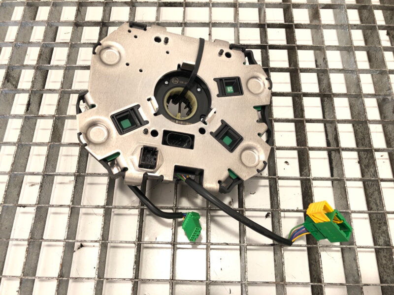 Platňa POD volant Volvo FH II 2012 - 2022 23796624