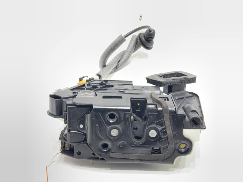 Zámok dverí pravý predný Skoda Rapid (NH3, NK3, NK6) 2012 - 2022 5E1837016A