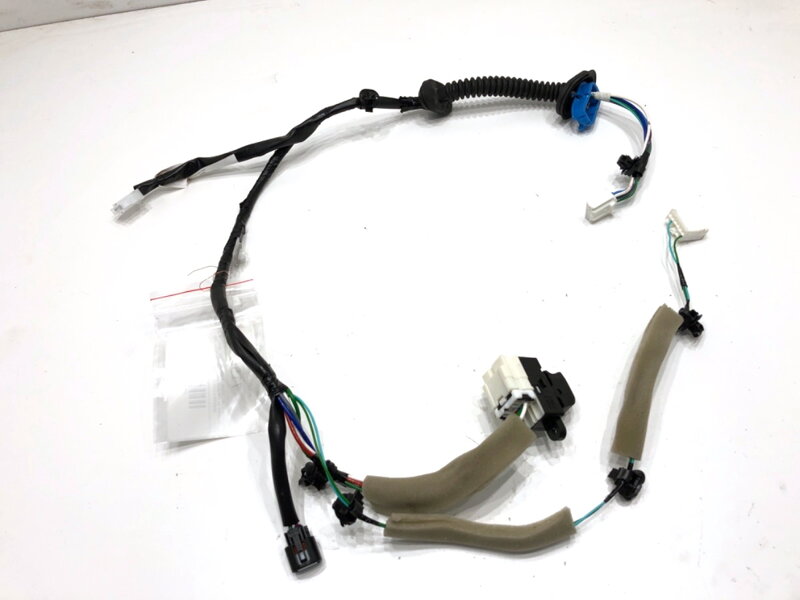 Kabeláž dvere zadná pravá Suzuki S-cross 2022 - 2022 36751-63T00