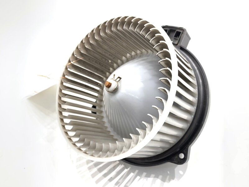 Ventilátor kúrenia Mazda 6 Kombi (GJ, GL) 2012 - 2022 872700-5740