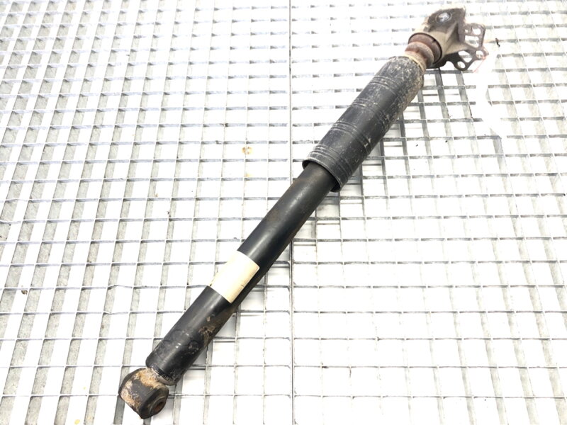 Tlmič pravý zadný Fiat Tipo Sedan (356_) 2015 - 2022