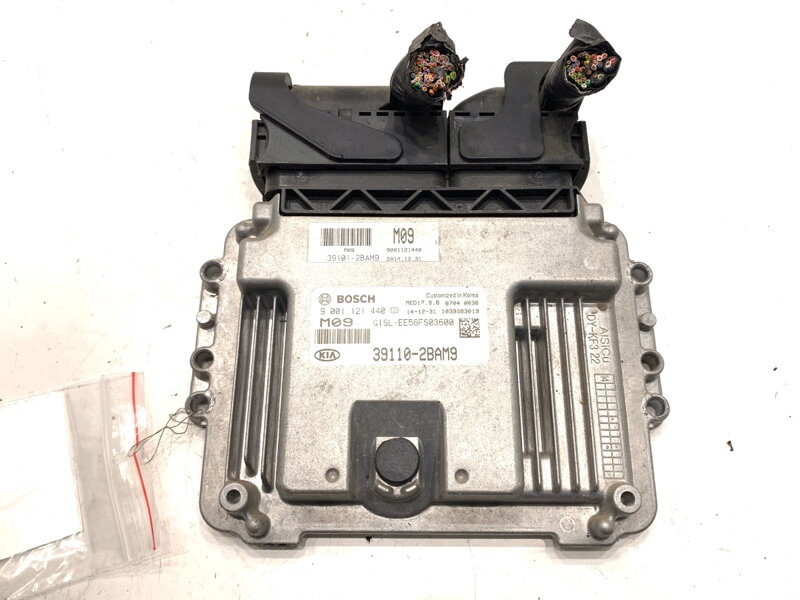 Riadiaca jednotka motora KIA Sportage III (SL) 2009 - 2022 39110-2BAM9