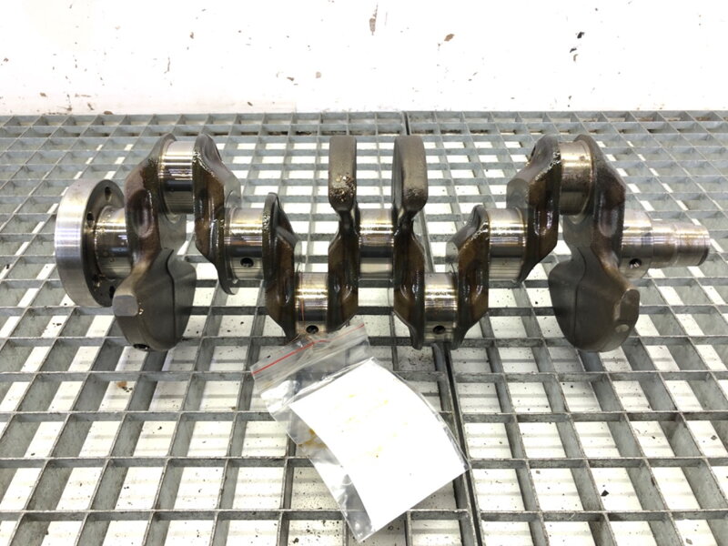 Hriadeľ kľukový VW Golf Viii (CD1) 2019 - 2022 DPC