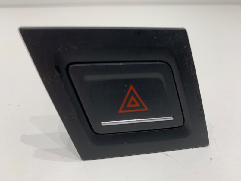 Spínač svetiel výstražných VW Touran (5T1) 2015 - 2022 5TB857368