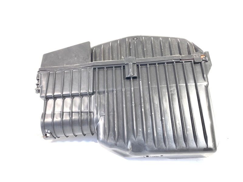 Kryt filtra vzduchu Citroen C3 III (SX) 2016 - 2024 9813534180