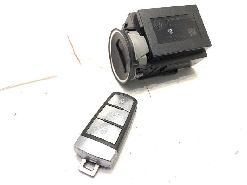 Spínacia skrinka VW Passat B6 Variant (3C5) 2005 - 2011 3C0905843T