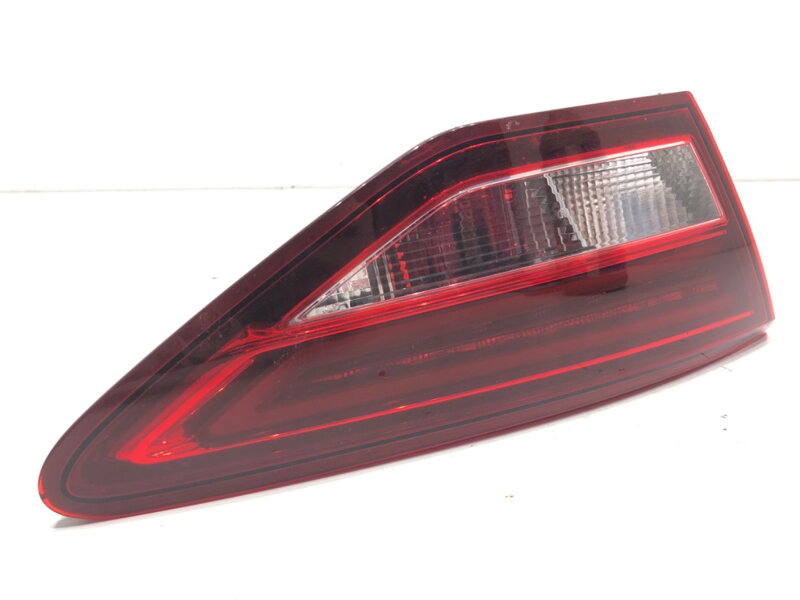 Svetlo zadné ľavé vnútorné Seat Leon (5F1) 2012 - 2022 5F0945307E