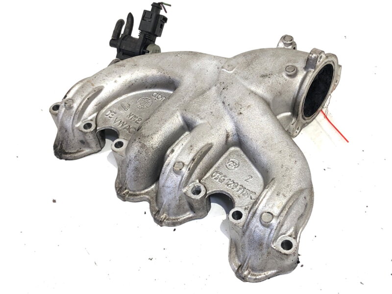 Sacie potrubie VW Passat B6 (3C2) 2005 - 2010 03G129713K