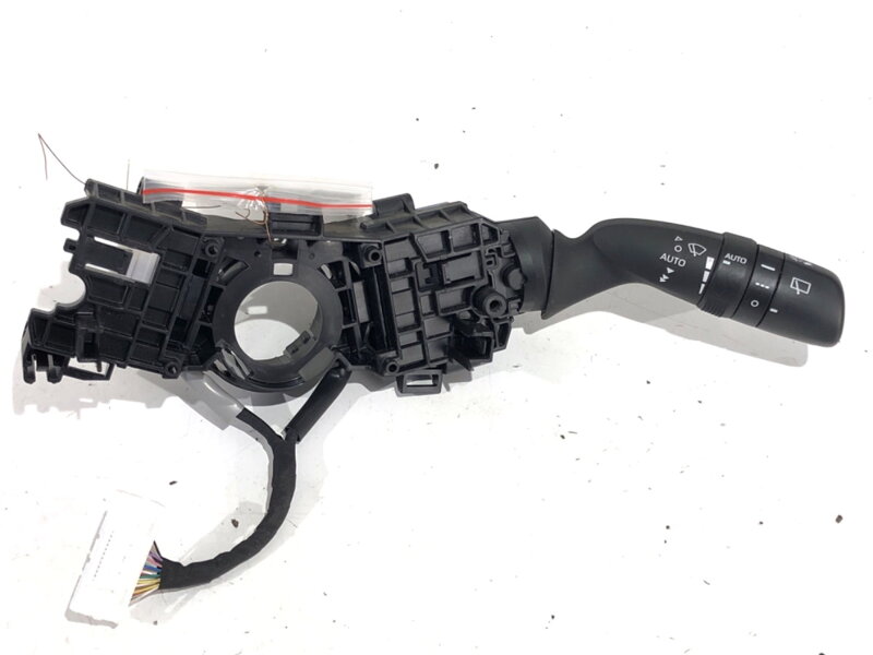 Páčka stieračov Toyota Corolla Kombi (_E21_) 2019 - 2022 02A50-17J916