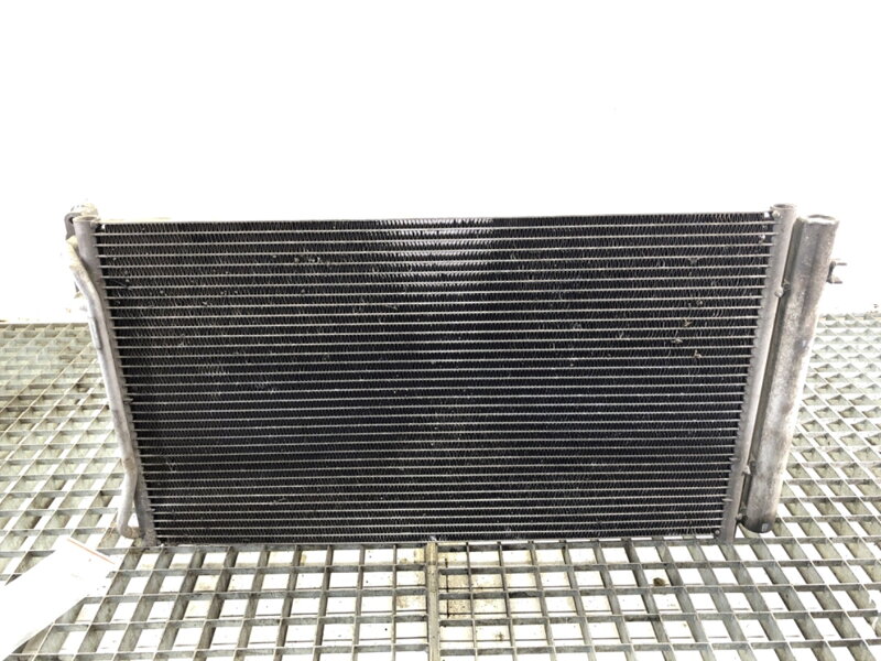 Chladič klimatizácie BMW X1 (E84) 2009 - 2015 9229021