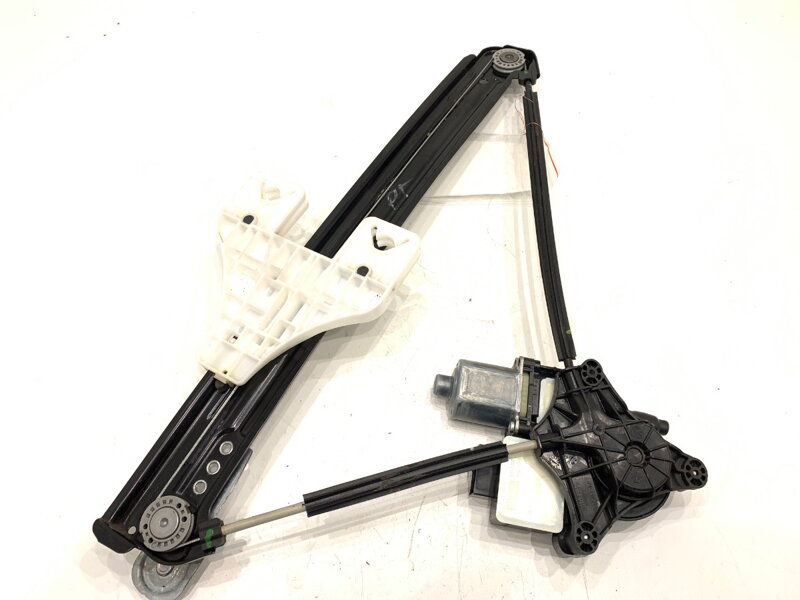 Sťahovačka okna pravá zadná Skoda Karoq (NU7, ND7) 2017 - 2022 0130822724