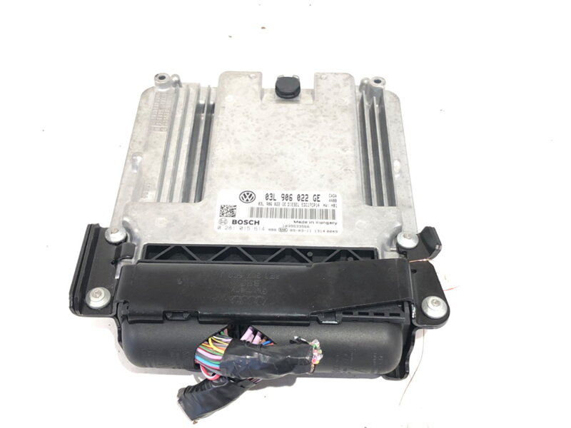 Riadiaca jednotka motora Seat Exeo (3R2) 2008 - 2013 03L906022GE