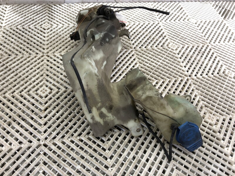 Nádržka ostrekovačov Audi A4 B6 (8E2) 2000 - 2005 8E0955453