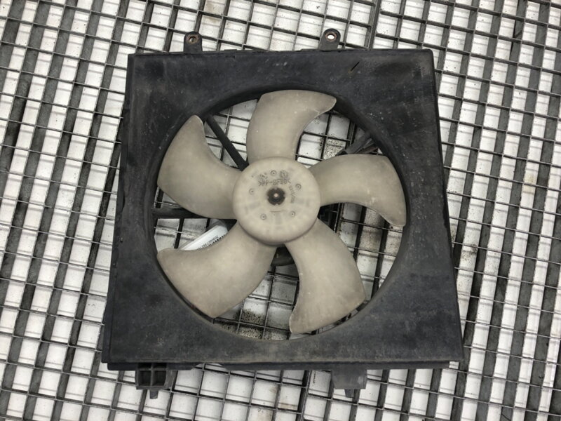 Ventilátor klimatizácie Honda Civic VII Hatchback (EU, EP, EV) 2000 - 2006