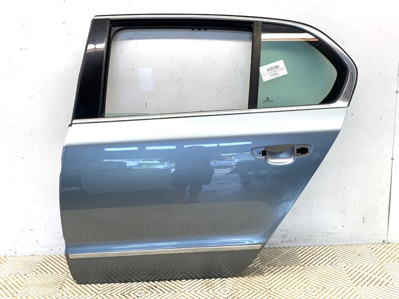 Dvere ľavé zadné Skoda Superb II (3T4) 2008 - 2015