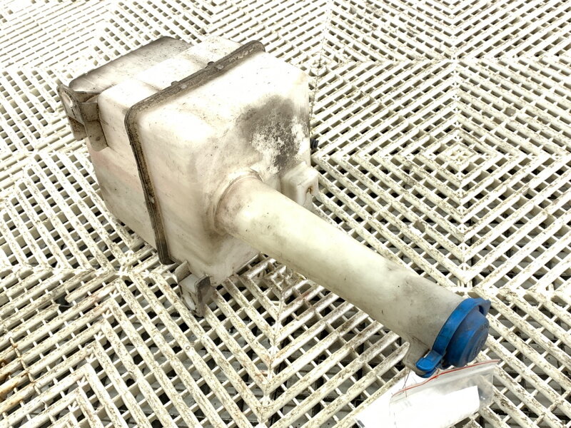 Nádržka ostrekovačov KIA Cerato I Sedan (LD) 2004 - 2009