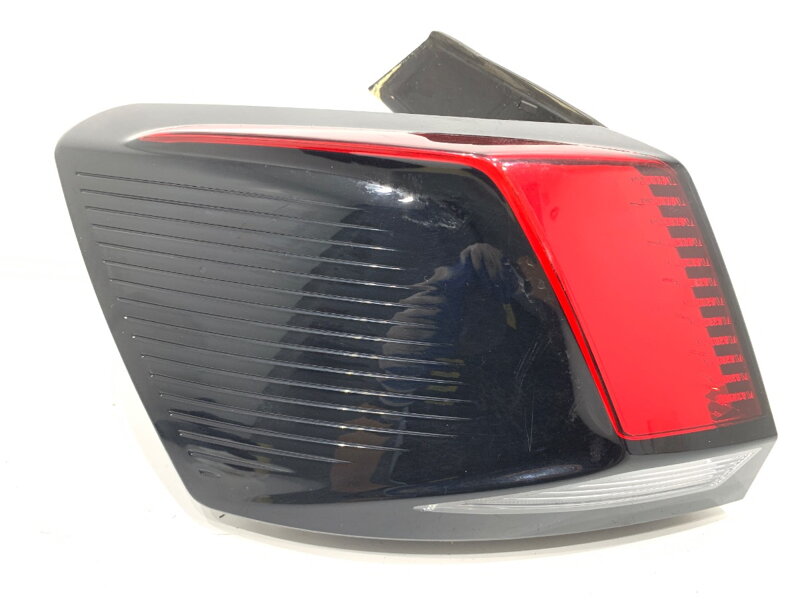 Svetlo ľavé zadné Peugeot 3008 SUV (MC_, MR_, MJ_, M4_) 2016 - 2022 9810477180