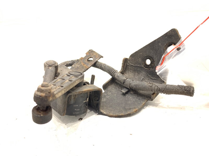 Snímač náklonu xenón zadný pravý KIA Sportage III (SL) 2009 - 2022 6PM010017