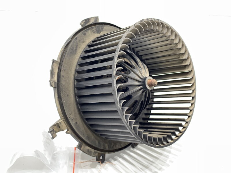 Ventilátor kúrenia Opel Zafira / Zafira Family B (A05) 2005 - 2019 D8087